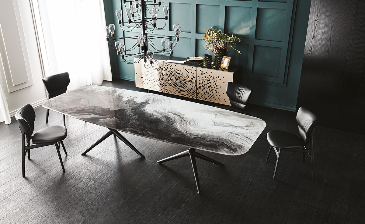 Стол Atlantis Crystalart от Cattelan Italia