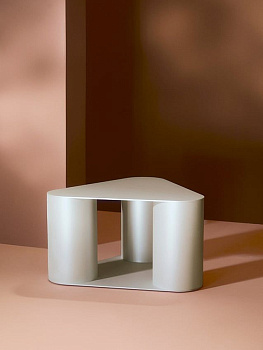 Столик журнальный Tres