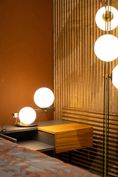 Настольная лампа Planeta T