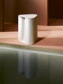 Столик журнальный Tres