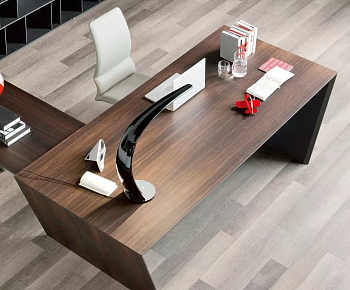 Письменный стол Vega