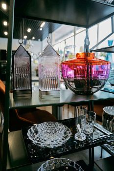 Настольная лампа Lantern 9335/B4