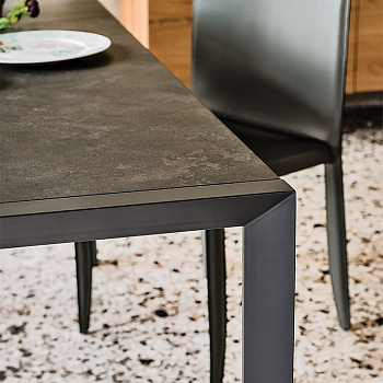 Стол Pedro drive