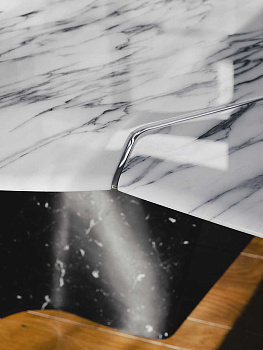 Стол Infinitamente