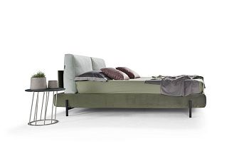 Кровать Thesis