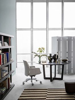 Стул Downtown 475x400x1280