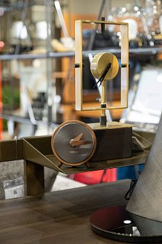 Часы настольные 06105