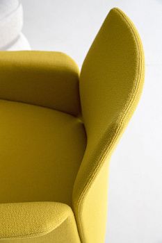 Стул Downtown Conference 580x630x875