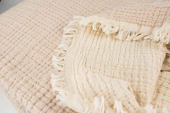 Покрывало Ostuni 10104018101 250х260 см.