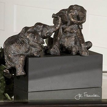 Статуэтка Играющие слоны 19473