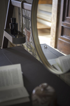 Туалетный столик Ren