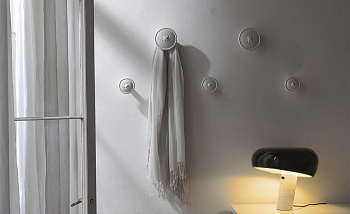 Вешало настенное Bottone